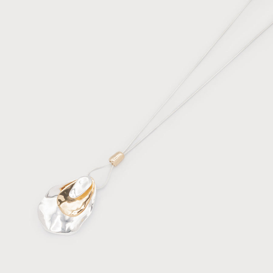 Large hammered pendant in mixed metals 1759-DRP