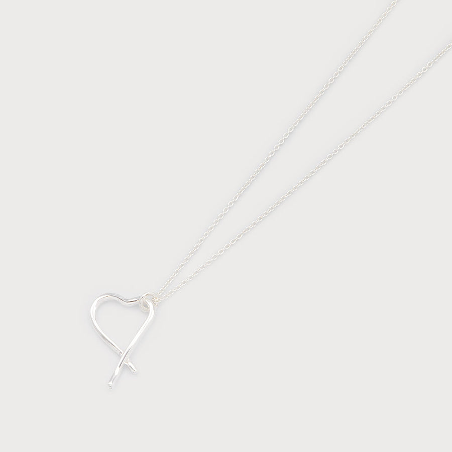 Small heart pendant on chain 1764-SLV