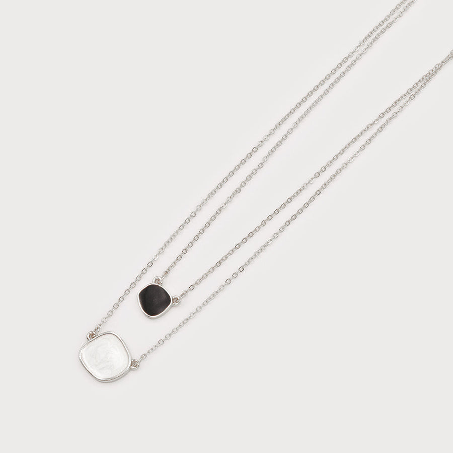Collier deux couches avec pièces en acrylique 1775-SLV