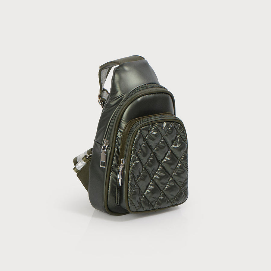 Quilted slingbag with shiny and adjustable guitar strap 7166-ARM
