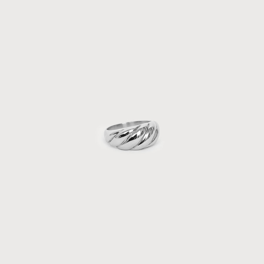 Stainless steel croissant ring silver R003-S