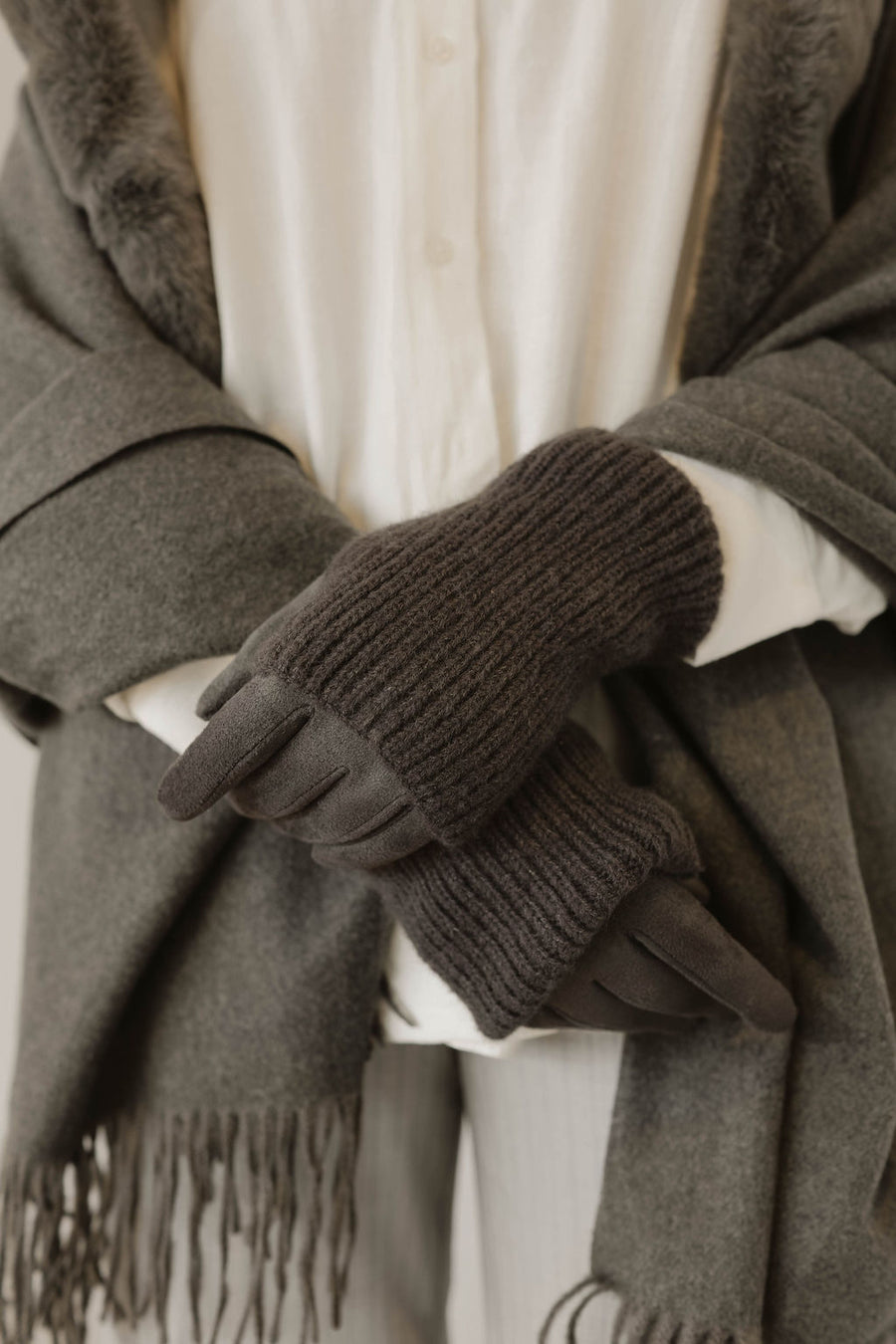 Ribbed wrist-warmer faux suede gloves 9010-DKG