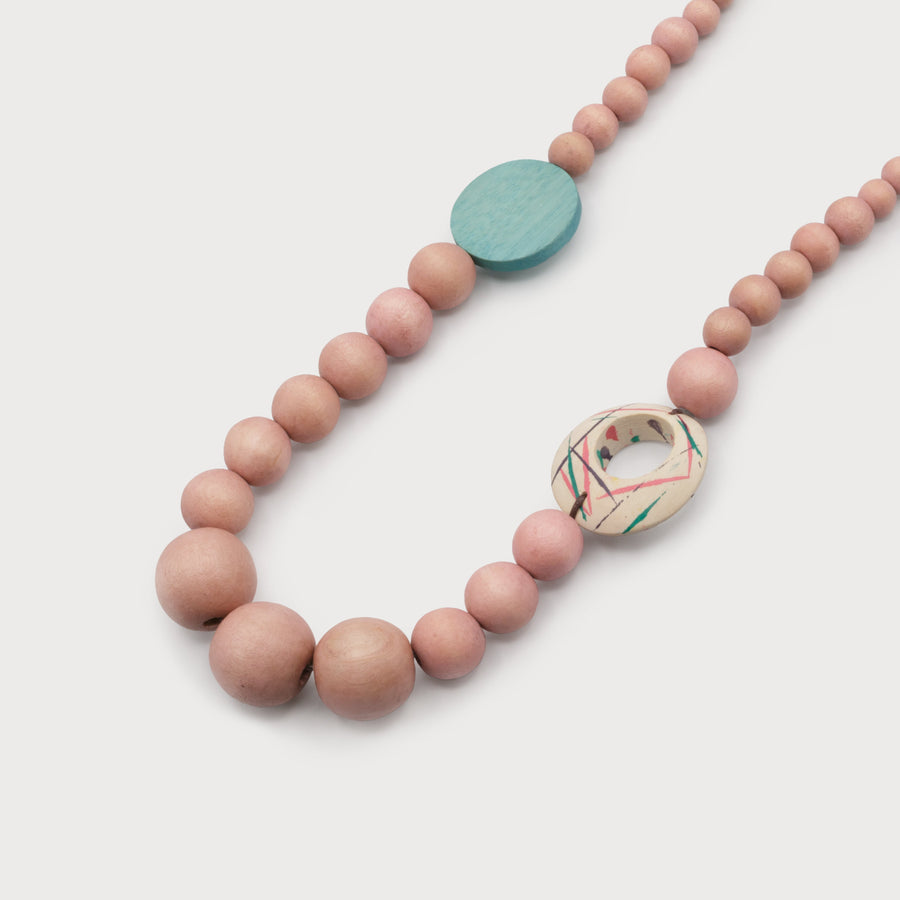 WOODEN BEADS NECKLACE WITH PAINTED WOOD PELLETS 1664-PAS