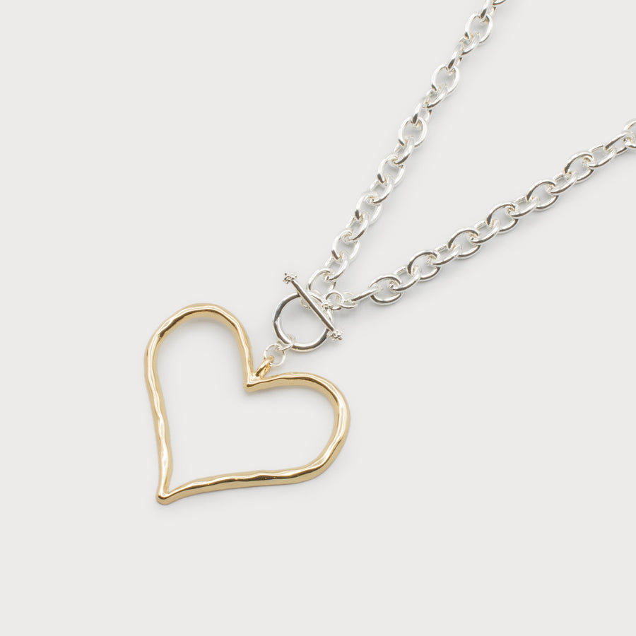 WAVY HEART PENDANT ON LINK CHAIN WITH TOGGLE CLASP 1666-MXG