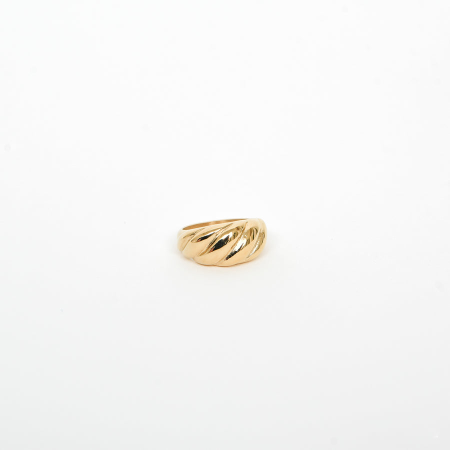Stainless steel croissant ring gold R003-G